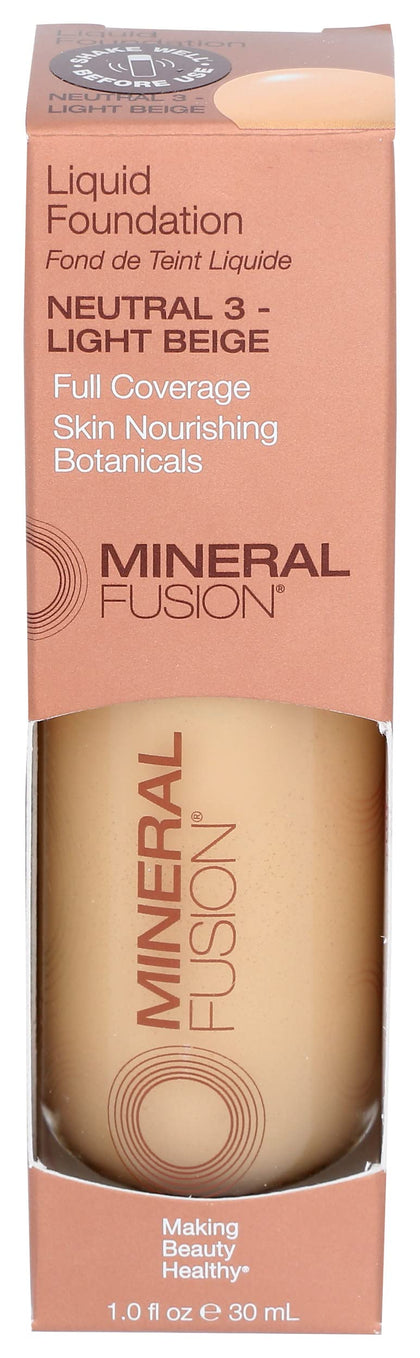 Mineral Fusion front bottle showing shade and packaging, clear labeling benefit