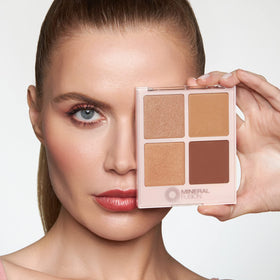 Mineral Fusion close-up powder texture highlighting smooth, blendable finish
