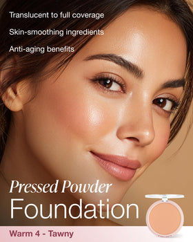 Mineral Fusion powder texture close-up displaying fine triple-milled finish and smooth coverage
