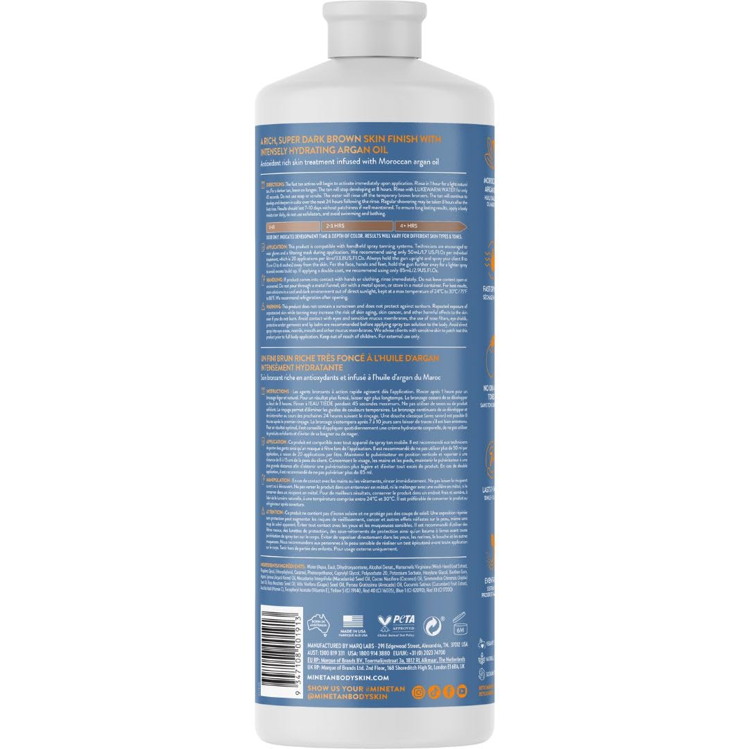MINETAN BODY.SKIN Moroccan solution pouring from bottle highlighting smooth hydrating texture