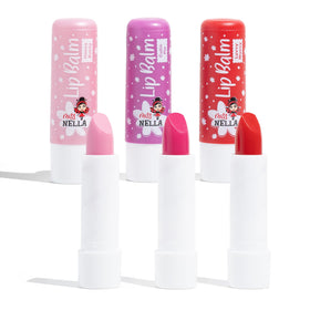 MISS NELLA size comparison in a child’s hand, indicates travel-friendly compact convenience