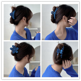 MIUSKATL clip securing a high bun demonstrating fast chic hairstyle benefit