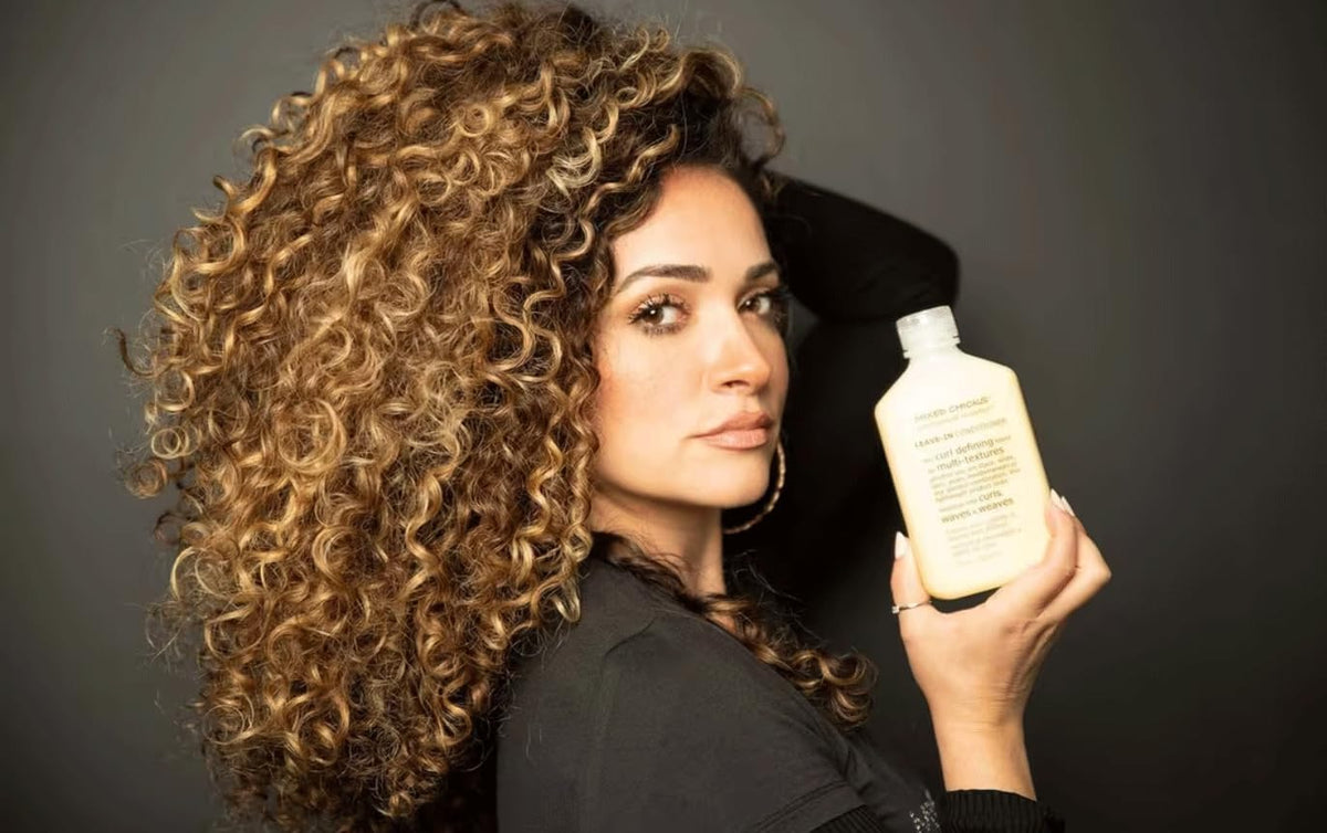 Mixed Chicks ingredients display featuring jojoba and safflower oils for nourishment