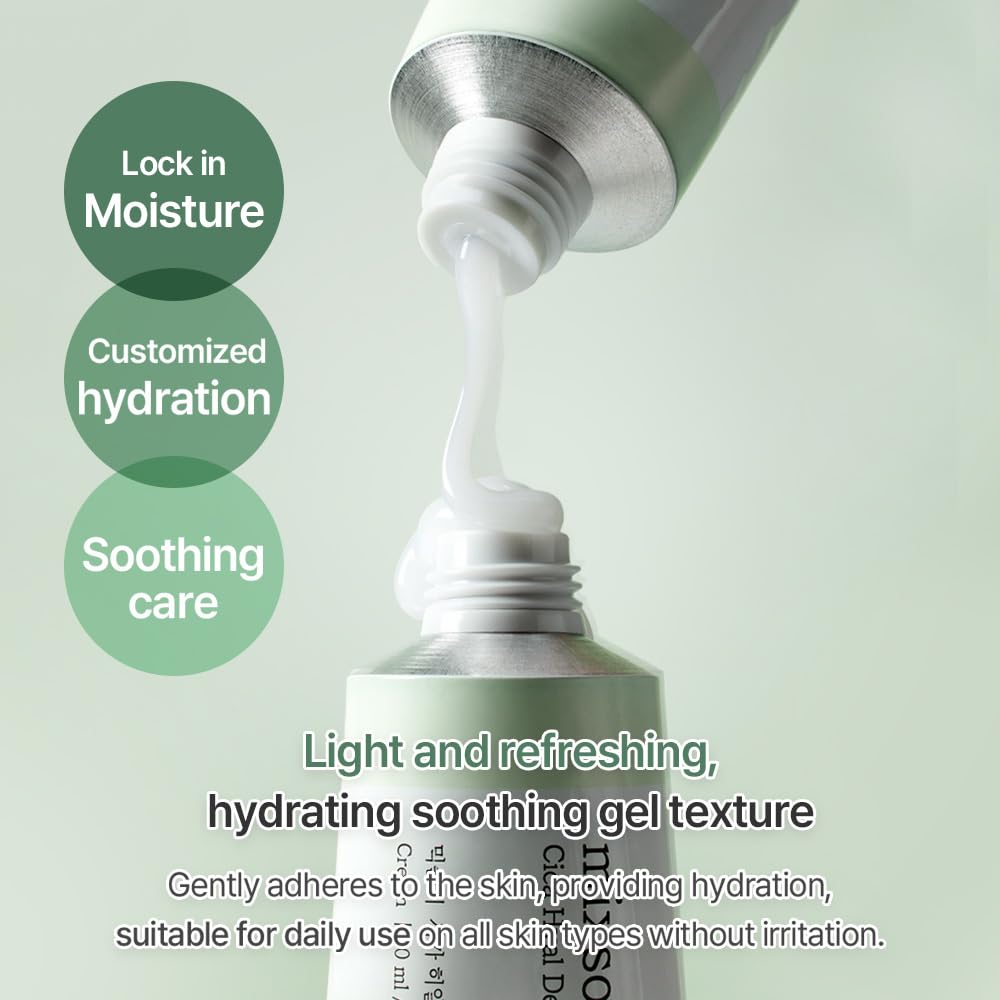 mixsoon applied to cheek illustrating immediate plumping and calming effect