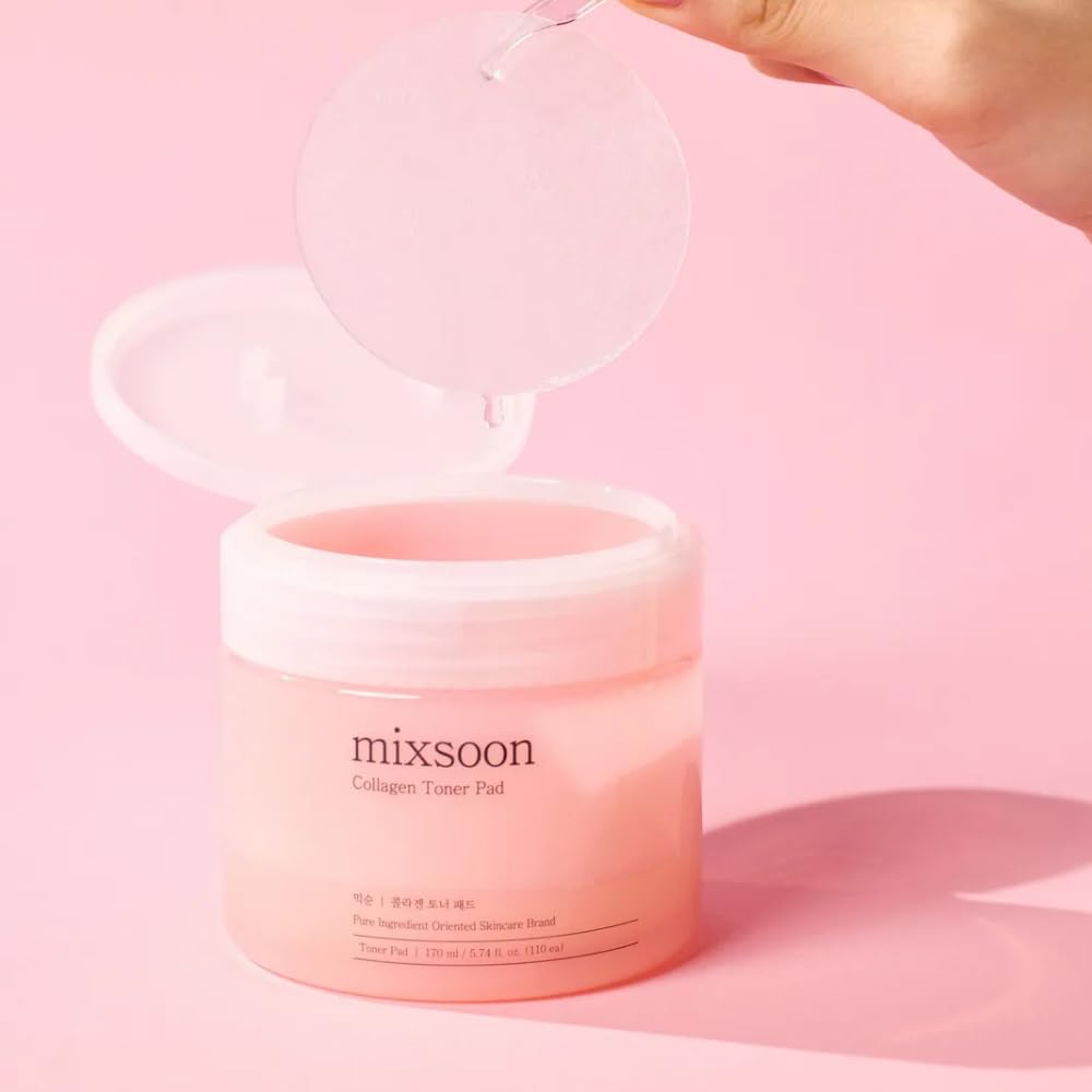 mixsoon close-up of pad texture, dual-texture detail for gentle exfoliation benefit