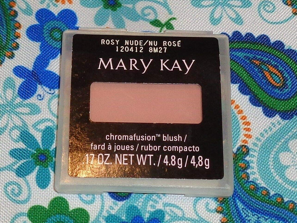 MK Mary Kay compact front view showing rosy nude blush for a natural cheek tint