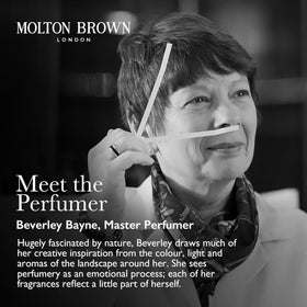Molton Brown hand wash dispensing foam showing gentle lather and clean rinse