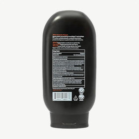 Momentous PR Lotion applied to athlete quads to support power output