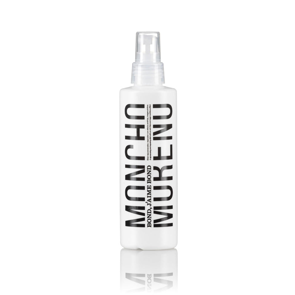 MONCHO MORENO bottle front view showing product branding and benefits
