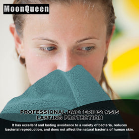 MOONQUEEN cloths packed in a cosmetic bag ideal for travel and touch-ups