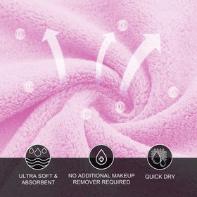 MOONQUEEN washcloth inside travel kit highlighting portability and quick touch-ups