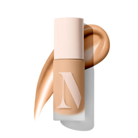 Morphe front packaging showing shade Medium 12W and natural finish benefit