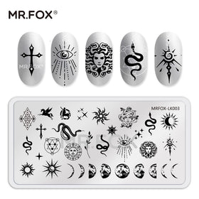 MR.FOX plate size comparison next to fingers for scale and accurate planning