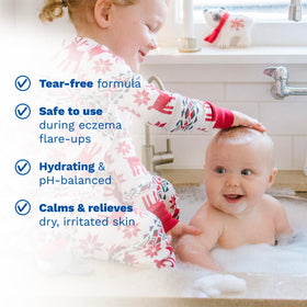 Mustela Stelatopia used during baby bath to show gentle cleansing in practice