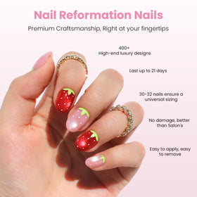 Nail Reformation close-up of velvet cat eye shimmer texture for rich finish