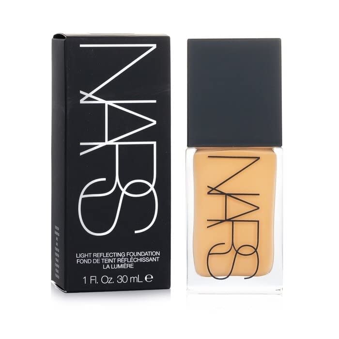 NARS foundation texture close-up reveals smooth blendability benefit