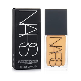 NARS foundation texture close-up reveals smooth blendability benefit