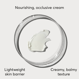 Naturium kakadu plum ingredient visual highlighting antioxidant radiant benefit