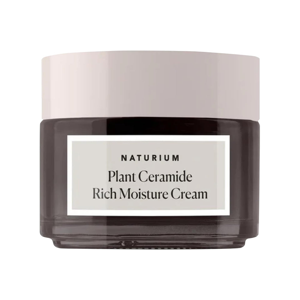 Naturium front jar view shows clean packaging and deep hydration benefit