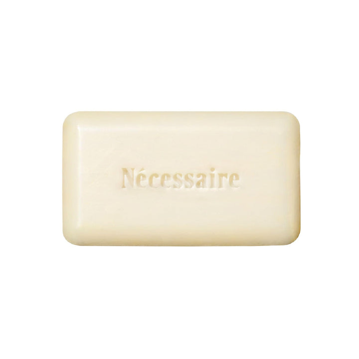 Nécessaire front packaging showing bar and sustainable design benefit