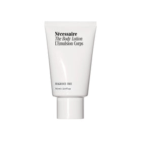 Nécessaire front bottle showing clean label and travel-friendly size for everyday hydration