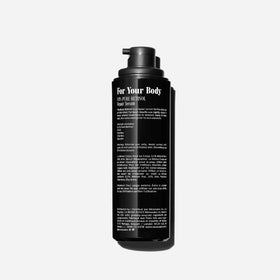Nécessaire serum texture dispensed from pump, showing lightweight fast absorption