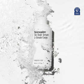 Nécessaire texture drop of serum demonstrating lightweight hydration