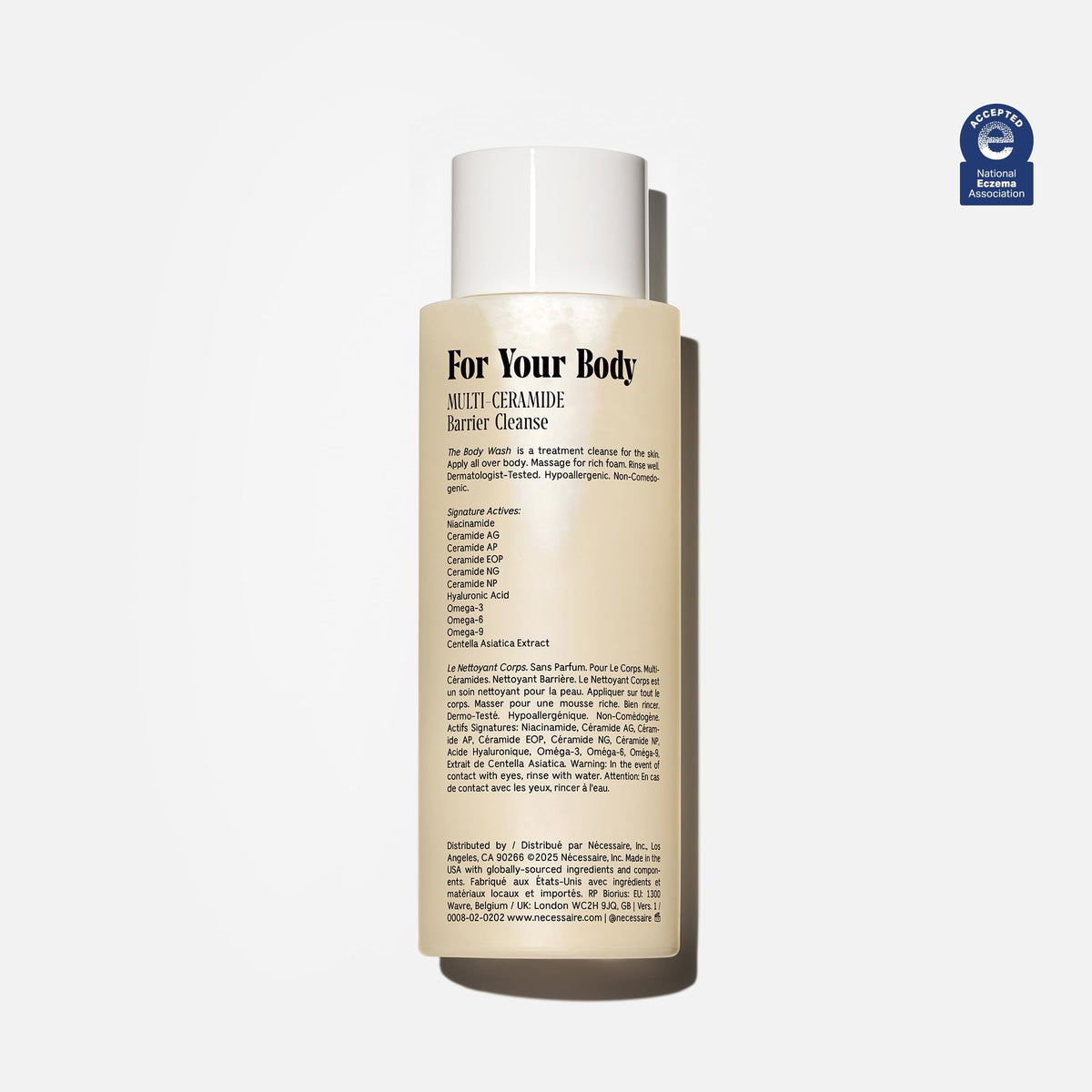 Nécessaire pouring gel texture showing gentle lather and hydration