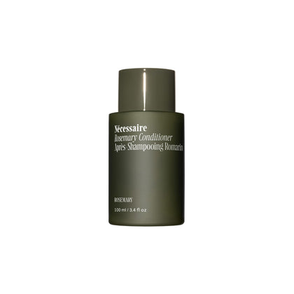 Nécessaire front bottle showing product and readable branding for quick ID