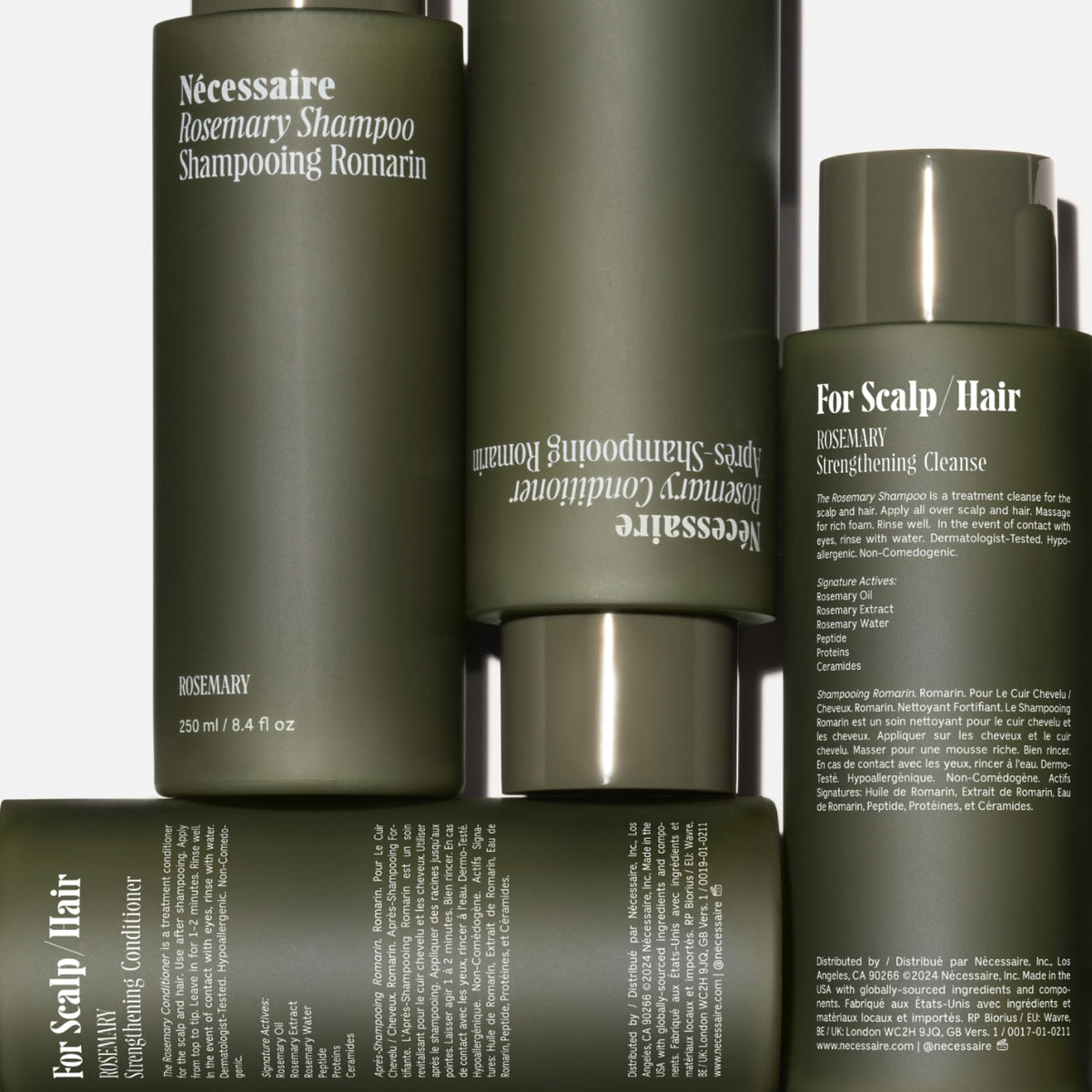 Nécessaire conditioner cream texture showing lightweight smoothing