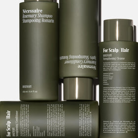 Nécessaire conditioner cream texture showing lightweight smoothing