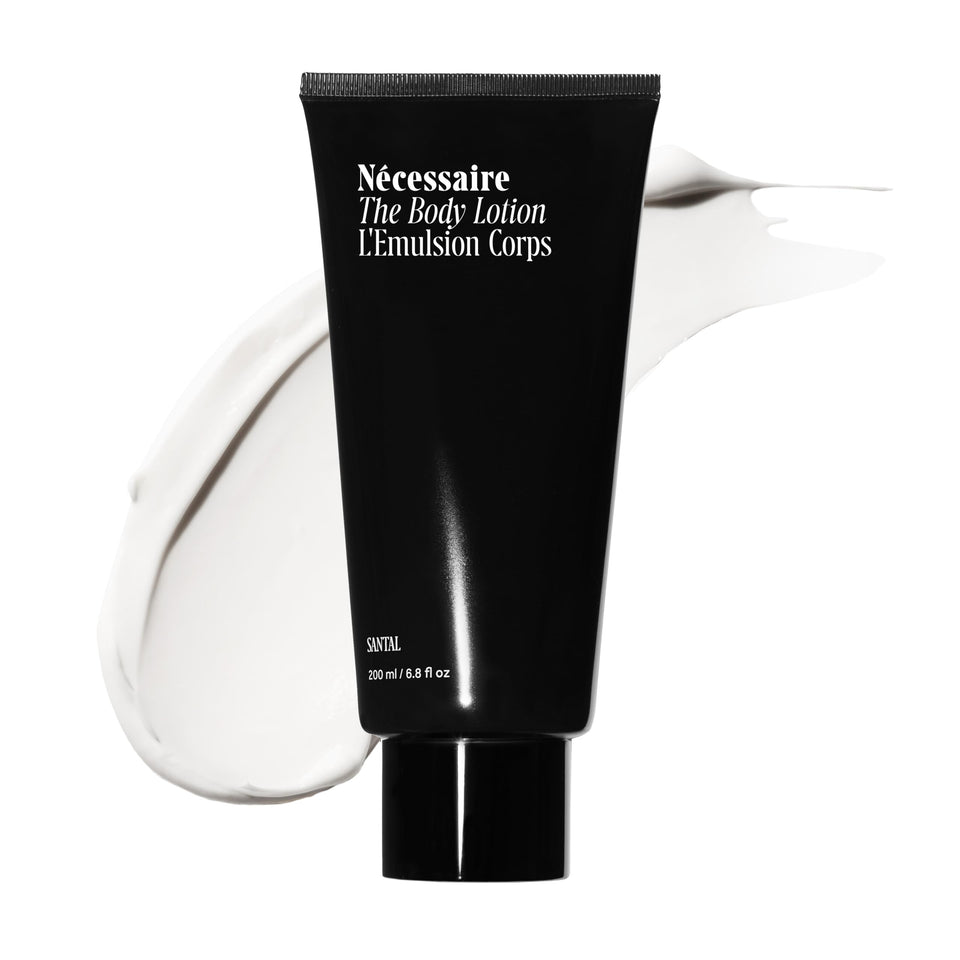 Nécessaire front bottle showing Santal packaging and benefit of daily hydration