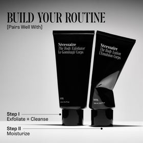 Nécessaire lotion on bath shelf showing everyday routine convenience