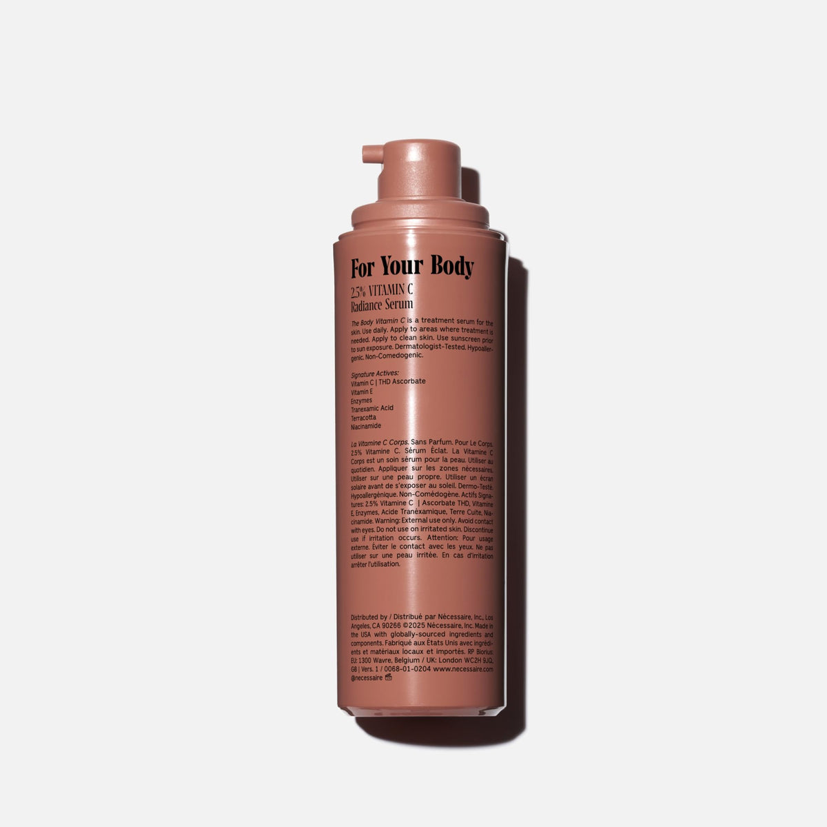 Nécessaire pump dispensing serum that ensures controlled application