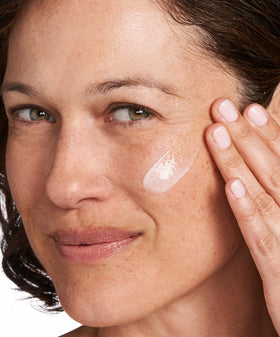 NEOSTRATA dispensing cream from pump demonstrating easy application benefit