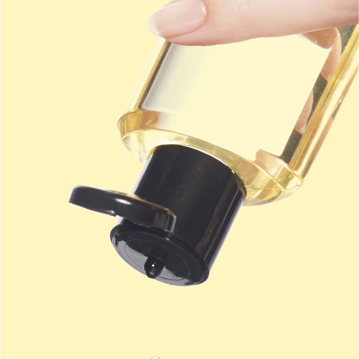 neutrogena added to bath water to soften skin during soak