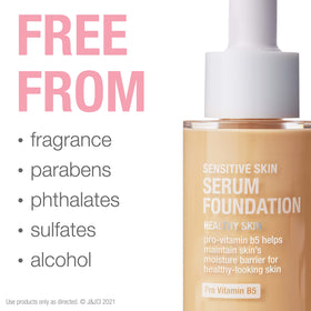 Neutrogena before and after blending to show pore-blurring effect