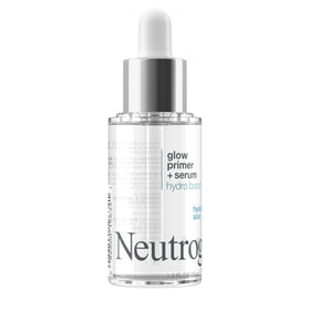Neutrogena pump and cap detail highlighting easy dispensing and travel convenience