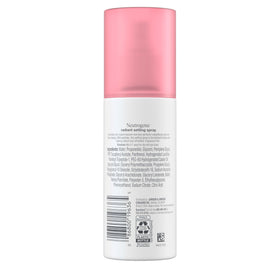 Neutrogena lifestyle image woman outdoors with glowing skin after misting