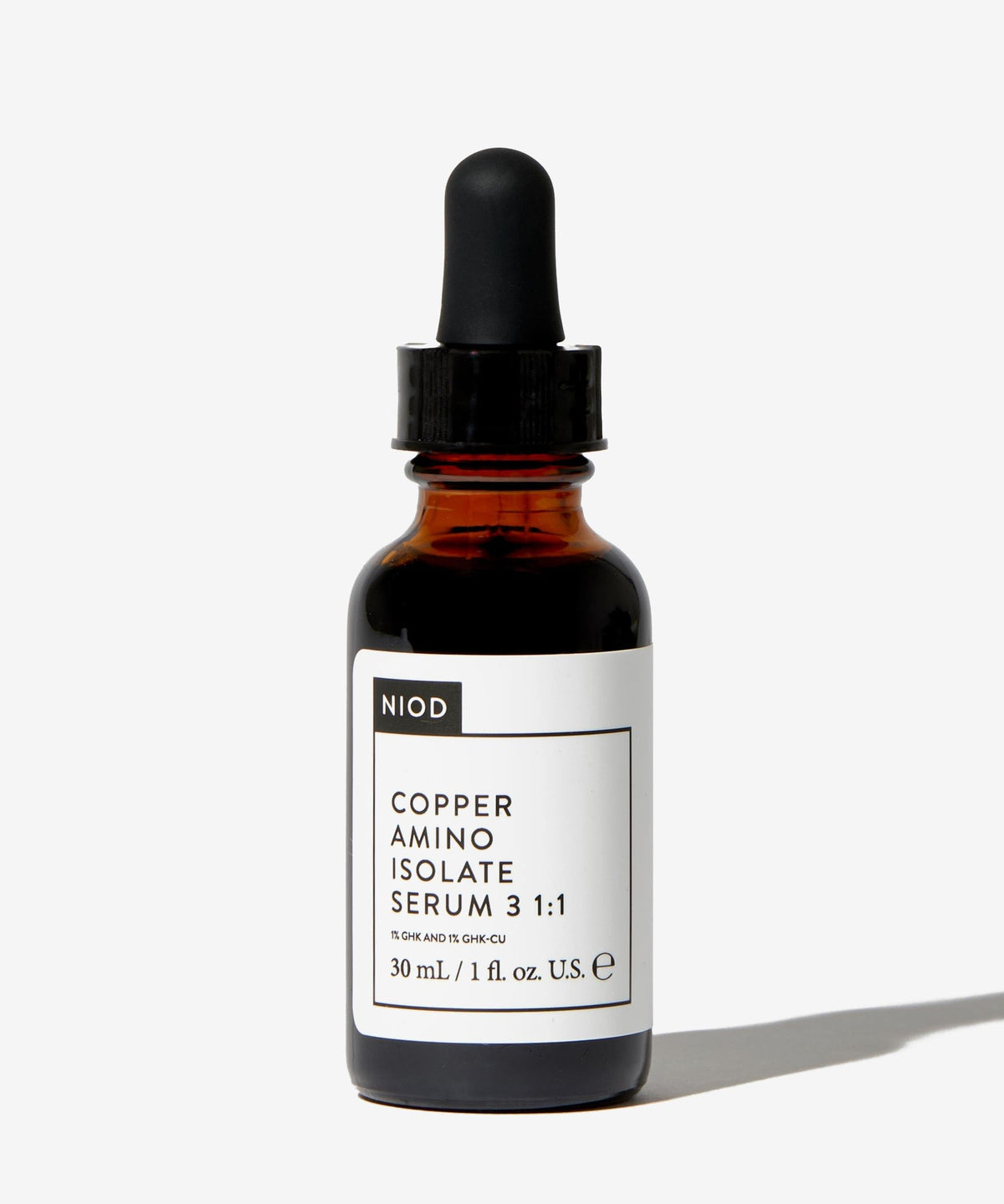 NIOD dropper detail with serum droplet for precise application and control