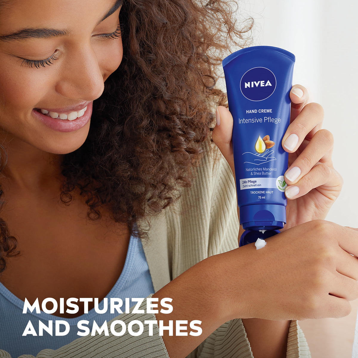 NIVEA body lotion pump detail showing rich texture for long-lasting hydration