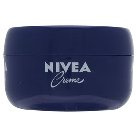 NIVEA cream close-up texture illustrating rich emollient consistency for deep hydration