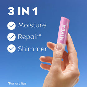 NIVEA shimmer texture sheen on skin, visible pearly finish and soft feel
