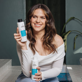 No nothing label close-up highlighting fragrance-free claim and safe ingredients