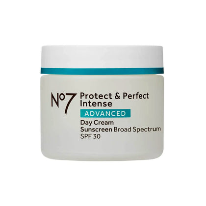 No7 front of jar showing branding and SPF 30 benefit
