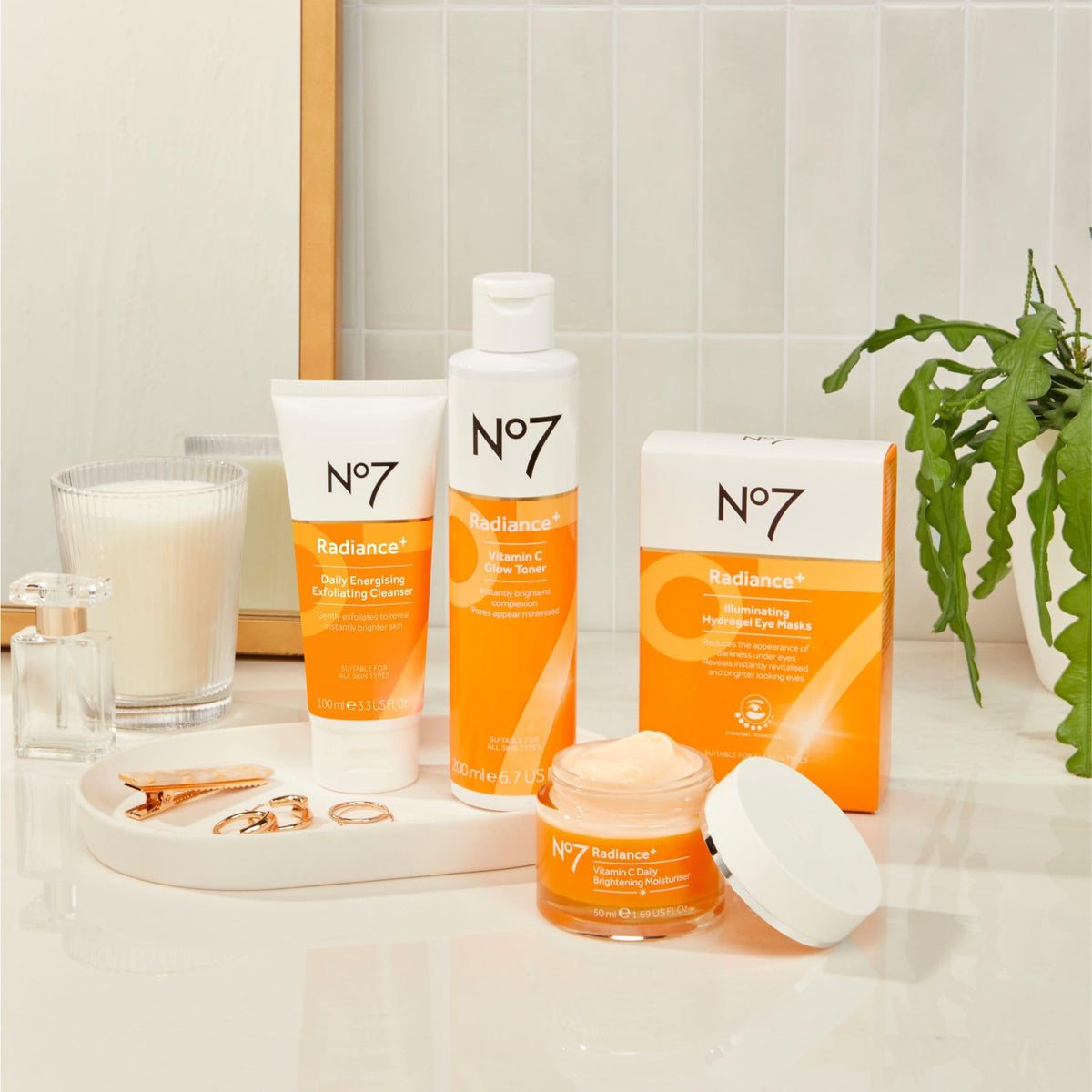 No7 model with glowing skin demonstrating radiance-boosting result