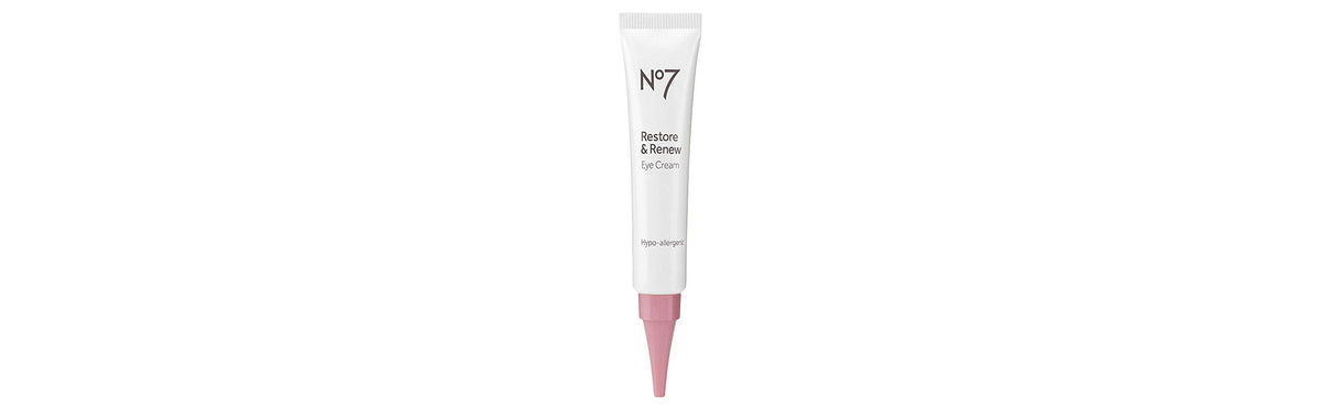 No7 jar front view showing product label and travel-friendly size benefit