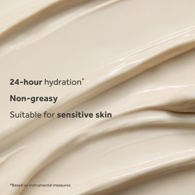 No7 label close-up showing SPF 30 for daily sun protection benefit