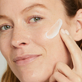 No7 label close-up showing active retinol and peptide ingredients clearly