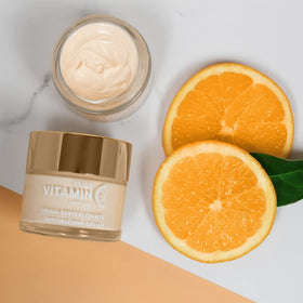 Noche Y Dia cream absorbed into skin showing smoothing benefit